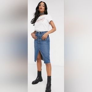 Levis Deconstructed Denim Skirt, Size 27